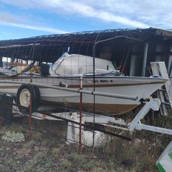 1972 Vhaul Aluminum Fishing Boat