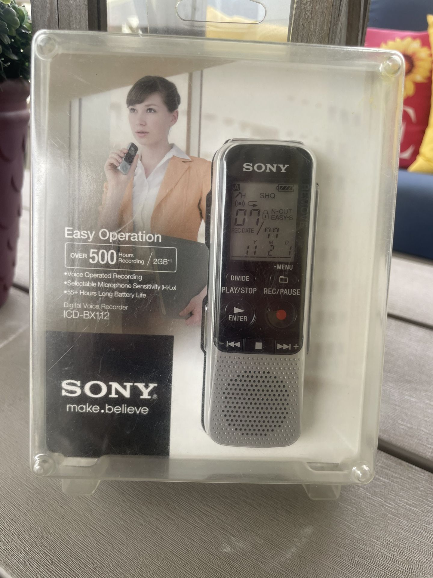 Sony lCD-BX112 Digital Voice Recorder MP3 8/48/128/l $40.00