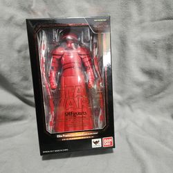 Elite Praetorian Guard (with double blade) - Bandai S.H.Figuarts Star Wars Figure