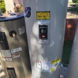 Electric Water Heater 50 Gal In Good Condition And Warranty Works Great 