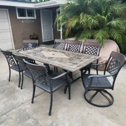 Patio Set/ Outdoor Furniture Dining Table And 8 Chairs 