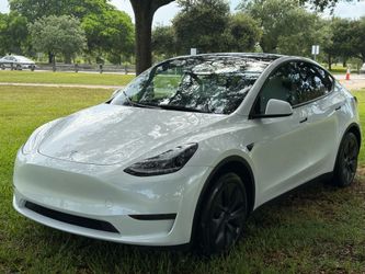 2025 tesla y