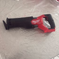 Brand New Milwaukee M18 Fuel Sawzall Never Used Come Out From A Set (tool Only)