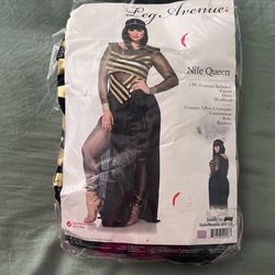 Clothing Shoes & Accessories