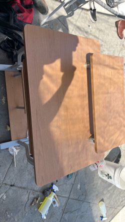 Work desk