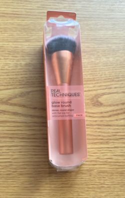 Real Techniques Glow Round Base Brush