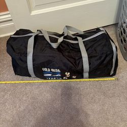 Black collapsing duffel bag
