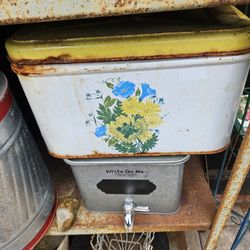 Botes viejos, antiguos a $25.00 x los 2