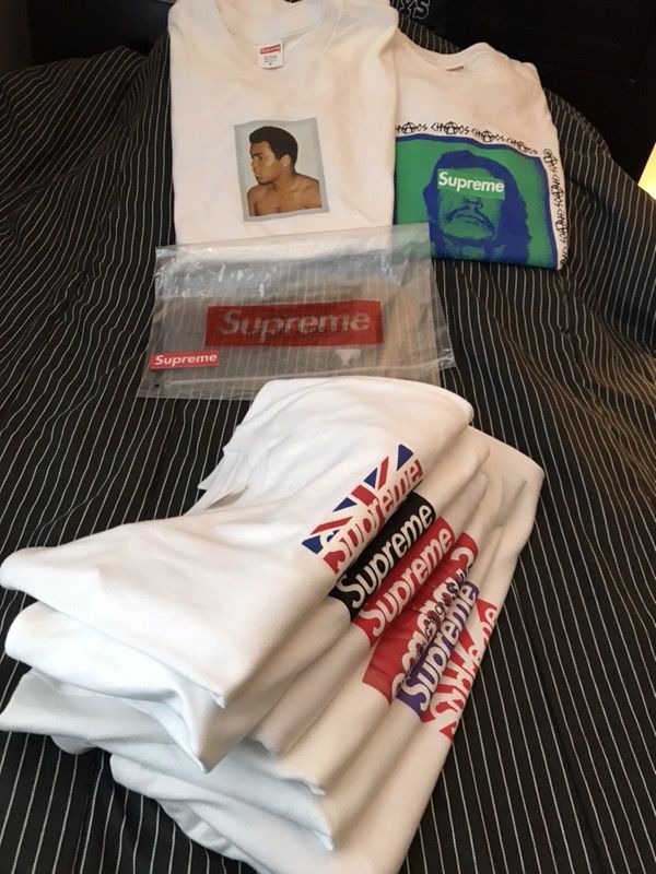 Supreme t shirt lot