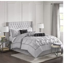Madison Park® Laurel 7-Piece King Comforter Set in Grey