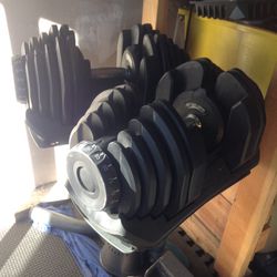 Adjustable Weight Dumbbell