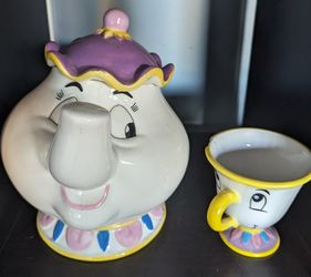 Disney Beauty And The Beast Mrs.Potts Tea Pot And Chip Cup