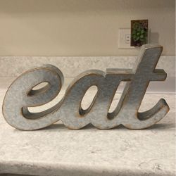 Kitchen wall decor