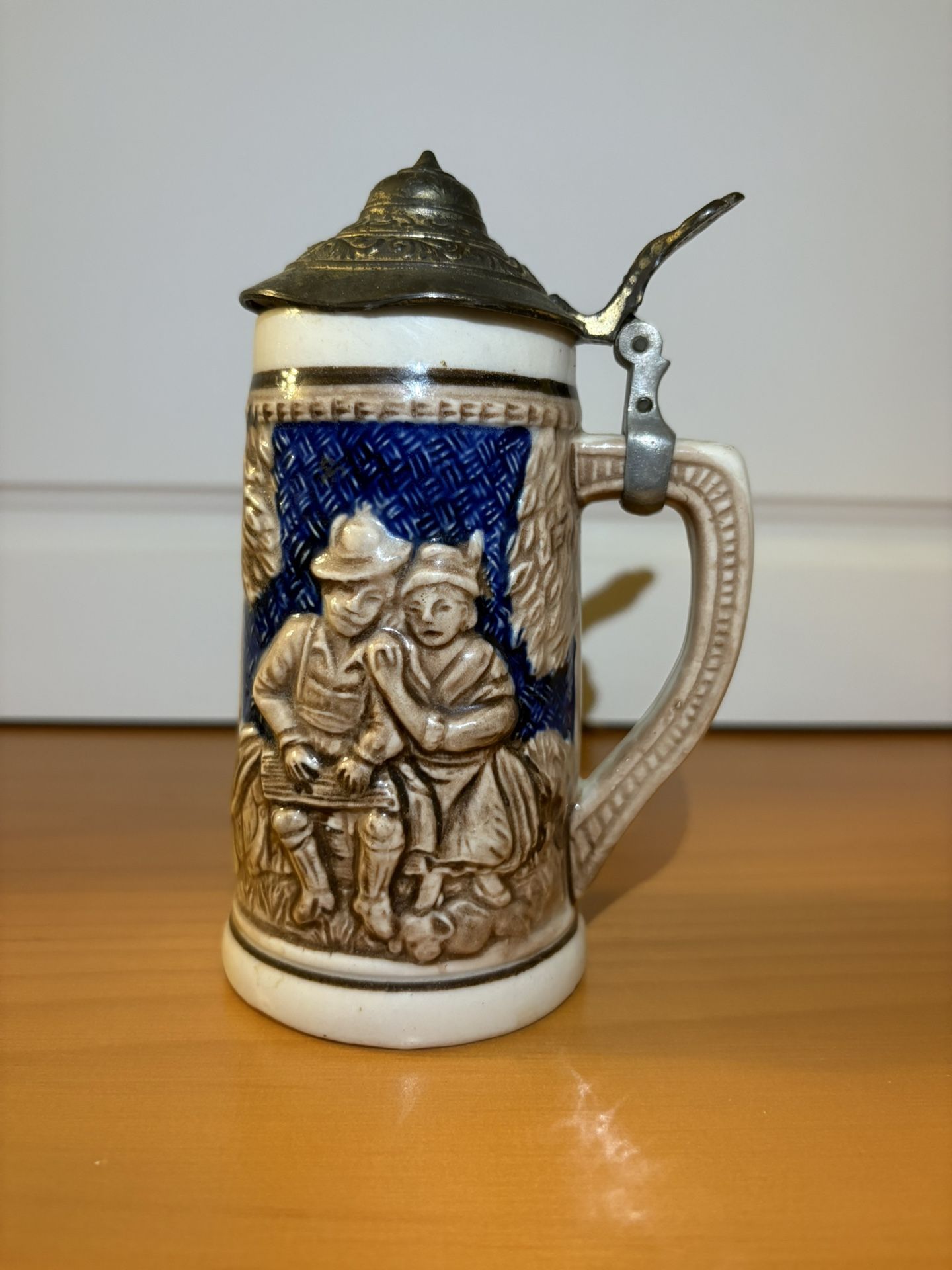 6 Inch Beer Stein Made in Japan - Wales Chinaware 6" Pewter Lid