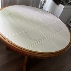 Round Kitchen Table
