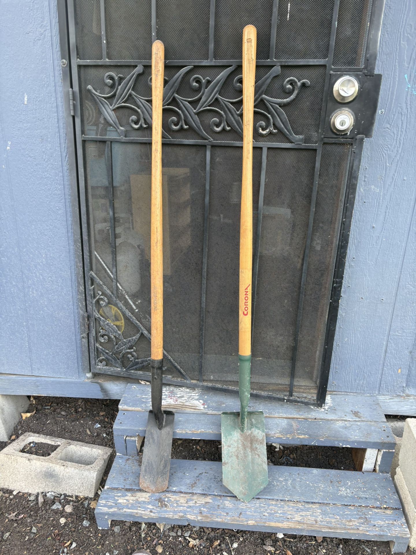 Trench Shovels