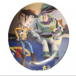 DISNEY  TOY STORY Plate  Woody Breaks the NEWS 811A Collectors