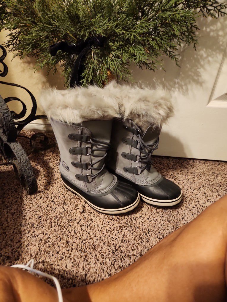 Sorel Fur Lined Snow Boots