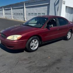 2005 Ford Taurus