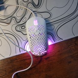 White Wired Gaming Mouse With Rgb Selling/trading
