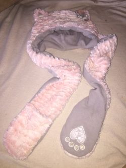 Girls plush kitty hat with hand warmers