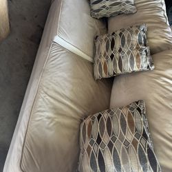 Una Pieza Solamente Amplia en Muy Buenas Condiciones $95