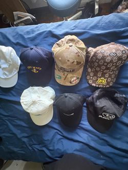 Caps.       Gorras.