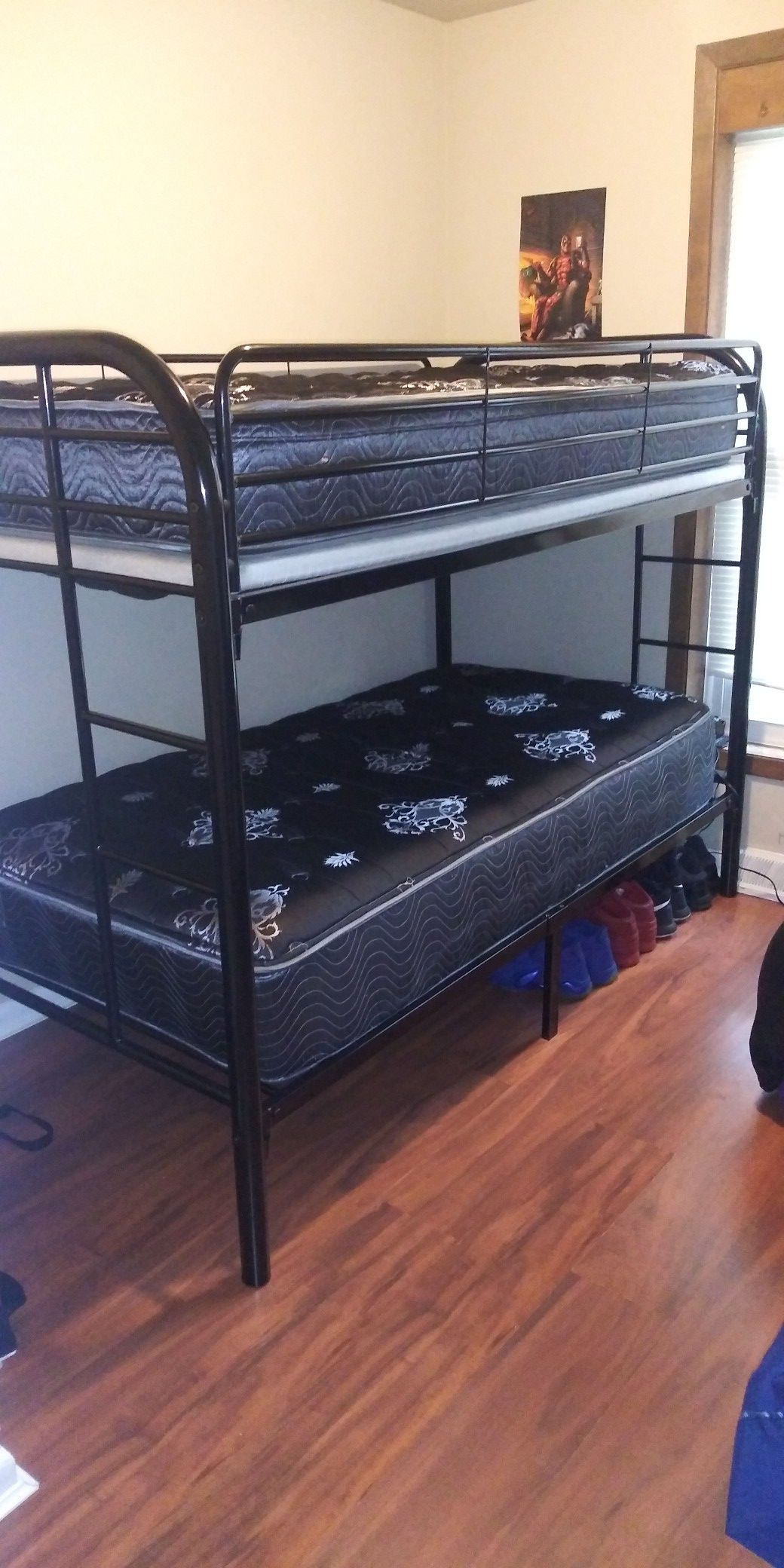 Black Iron twin bunk beds with mattress