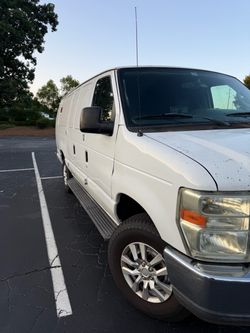 2011 ford e350 extended cargo van