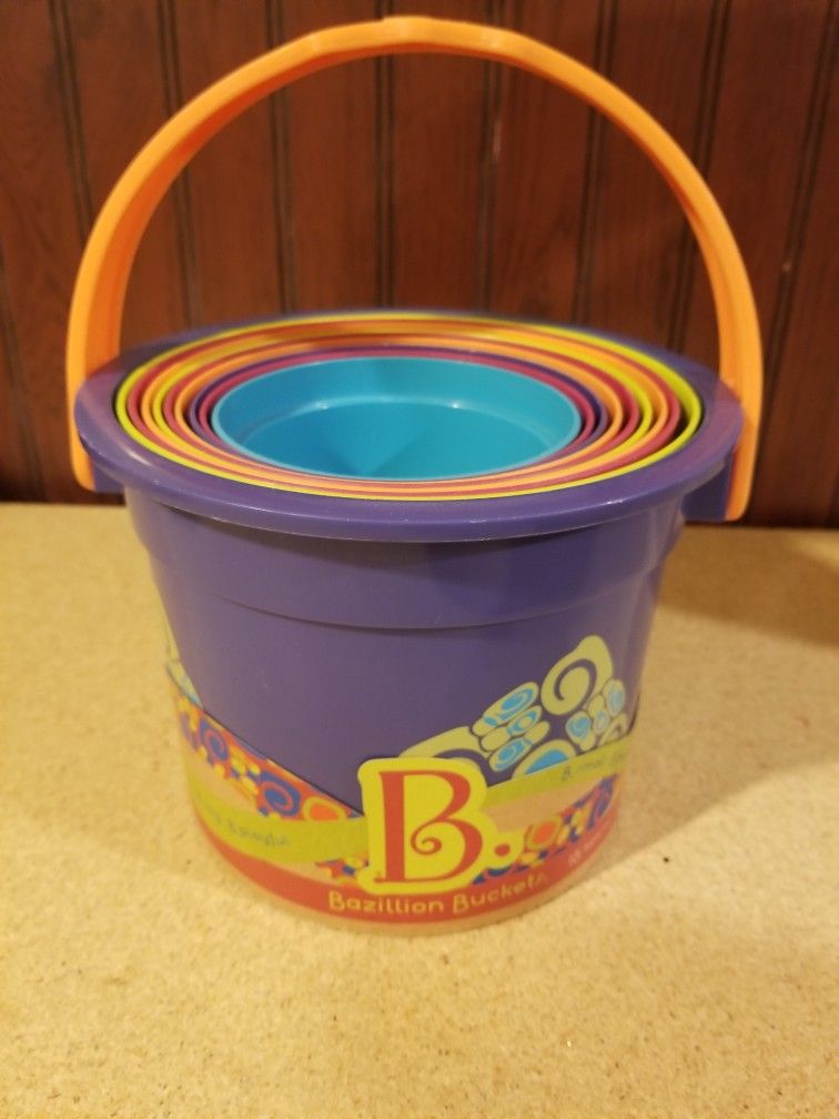 B.Toys bazillion Buckets