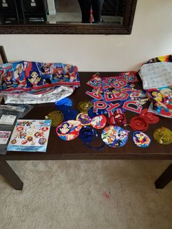 DC hero girl birthday party decoration