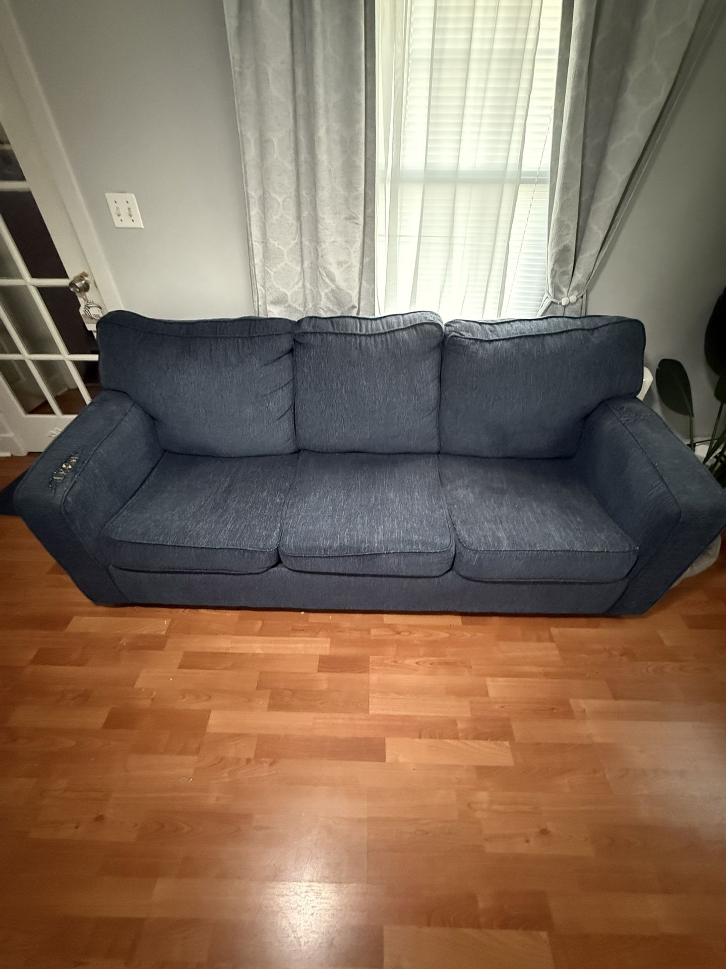 Free Sofa bed (Queen)