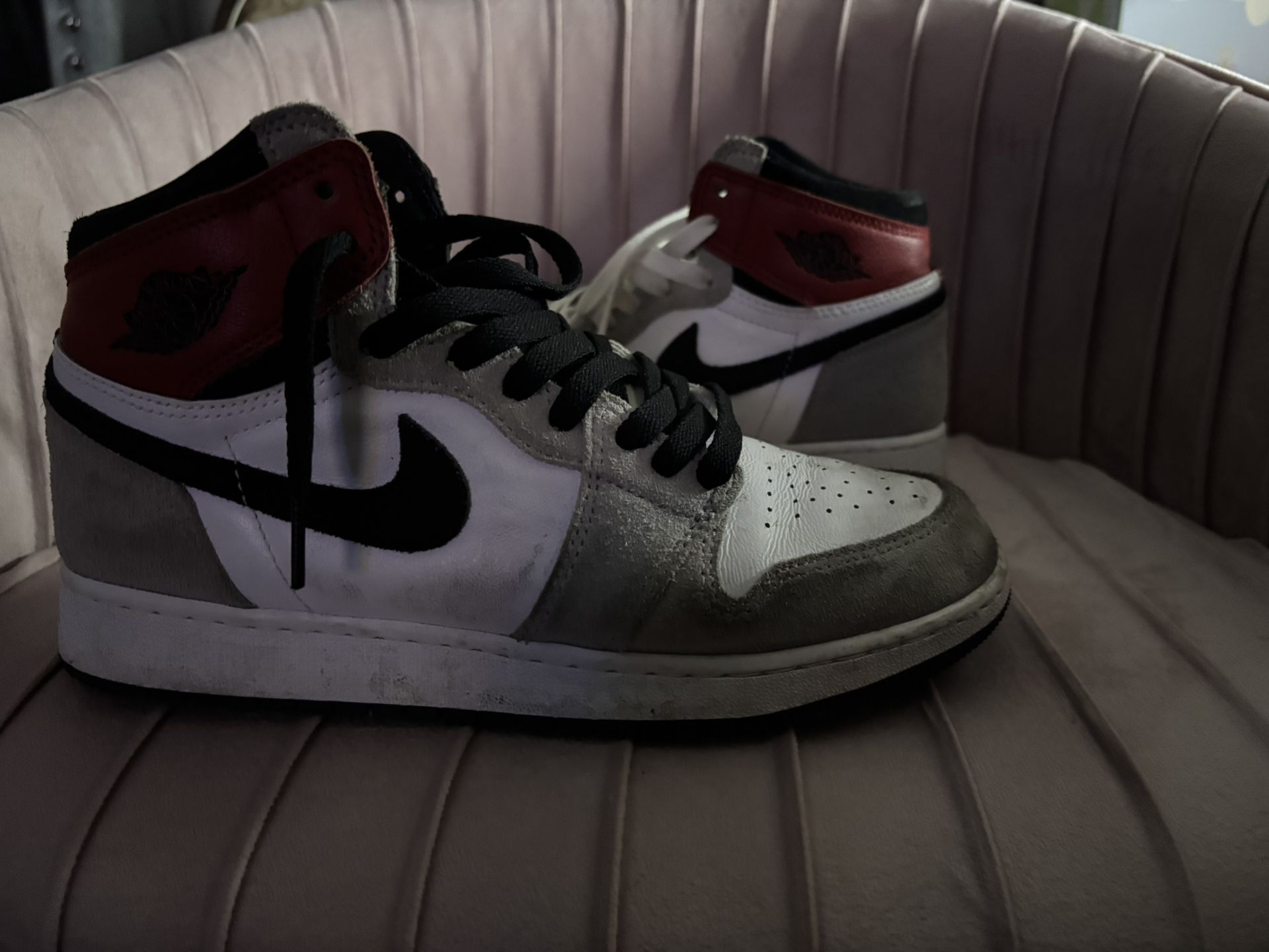 Air Jordan 1 Retro High OG 'Smoke Grey’