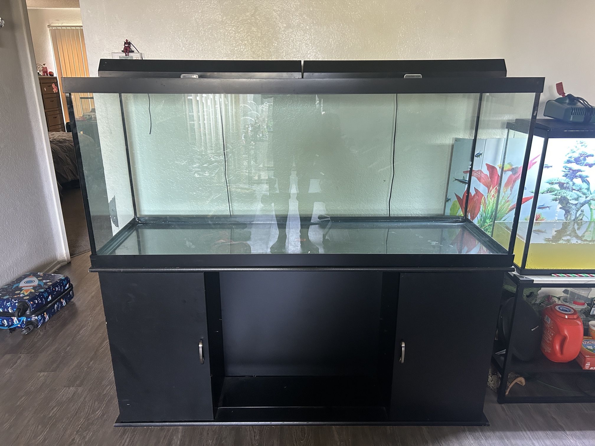 120 Gallon Fish Tank W/ Stand
