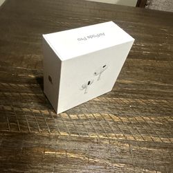 Airpod pros ( 2nd generation)  USB C charger 