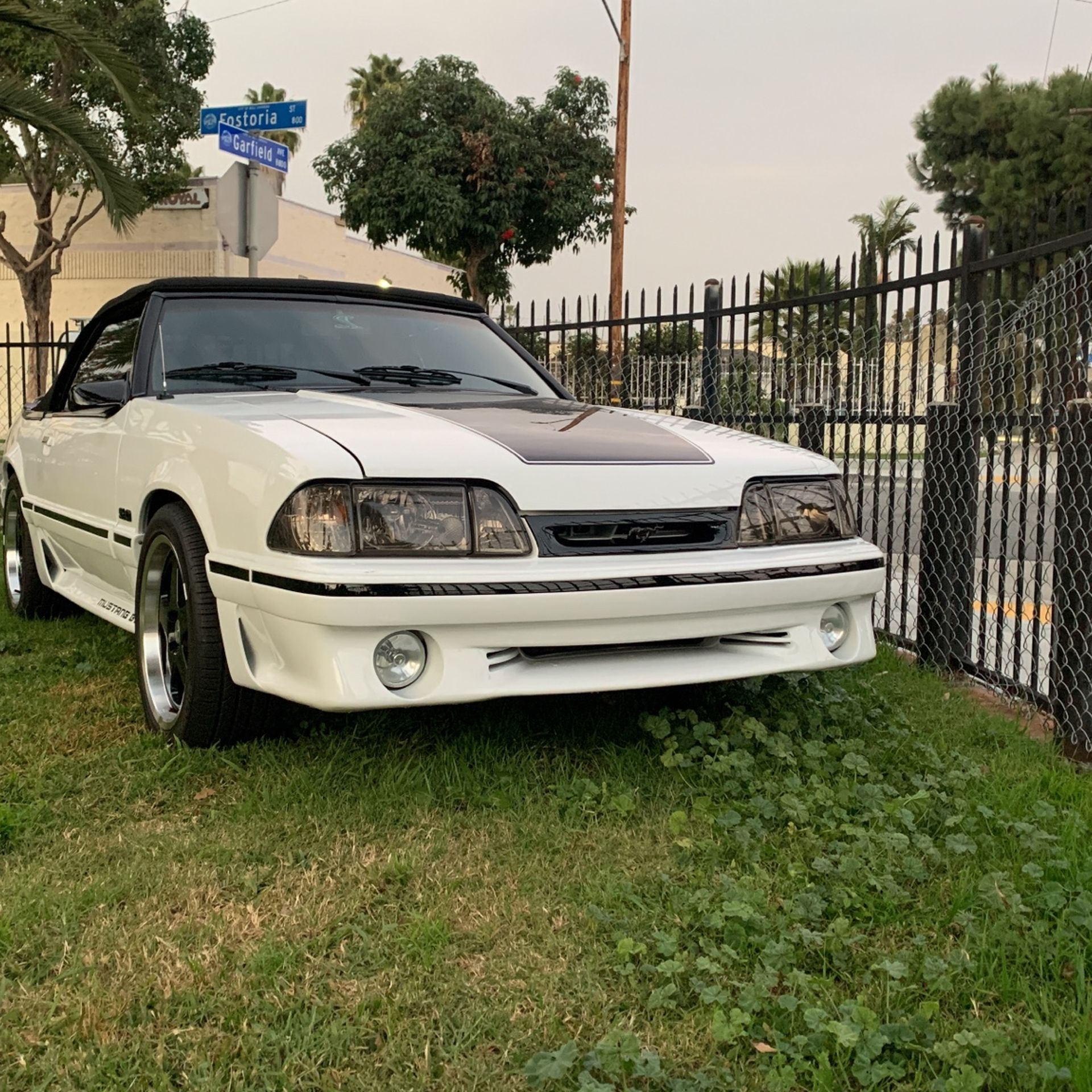 1990 Ford Mustang