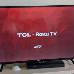 Like new condition - TCL Roku 4K 49inch TV