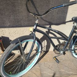 Colby Beach Cruiser 15$