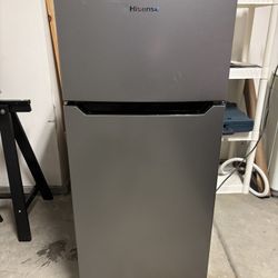 Hisense 4.4 cu. ft. Energy Star Compact Refrigerator with Freezer