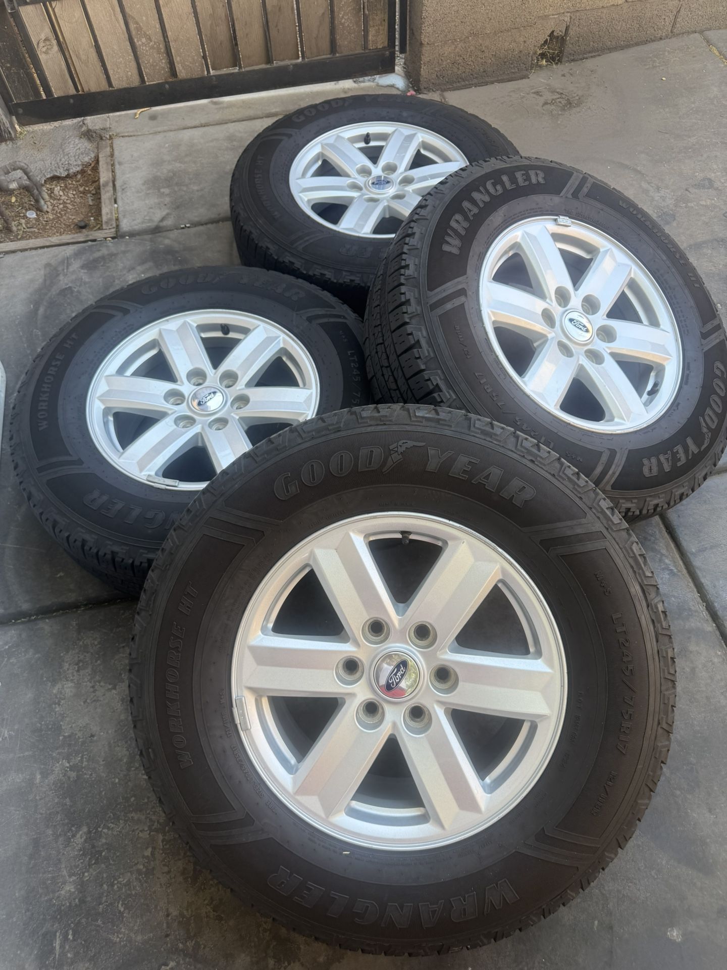 LT245/75/R17 Goodyear Wrangler & FORD F150 Wheels