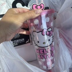 PINK BOW HELLO KITTY TUMBLER 24oz
