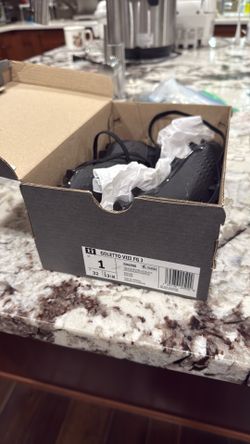 Brand New Nike Kid Soccer Cleats Size 1