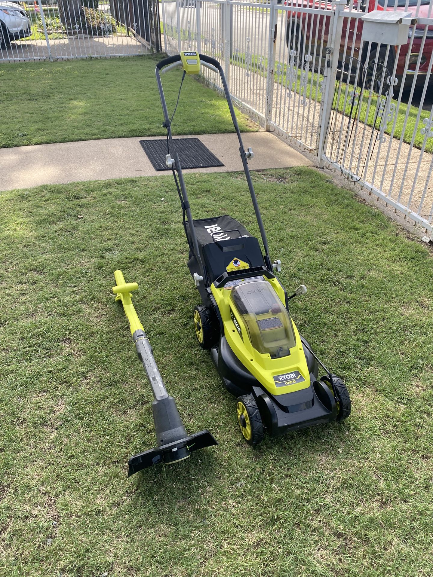 Ryobi 13inch 18v Mower And Weedeater Like New W 4ah Battery And Charger