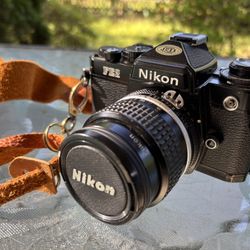 📸 Nikon FE2 + Nikkor 24mm f/2 AI-S + Marumi CPL + Leather Strap — Mint Condition