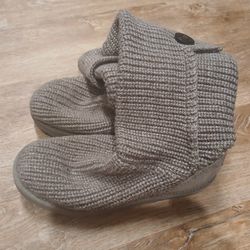 UGG Australia Classic Cardy Sweater Knit Triple Button Boots Size 8 101655 Gray