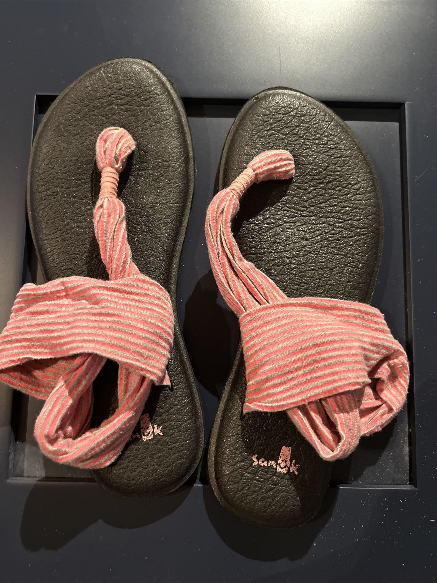 Sanuk Pink Sandals