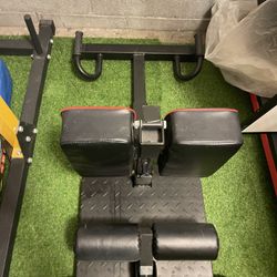 Sissy Squat Machine 