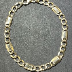 10KT Yellow Gold Hollow Link Bracelet