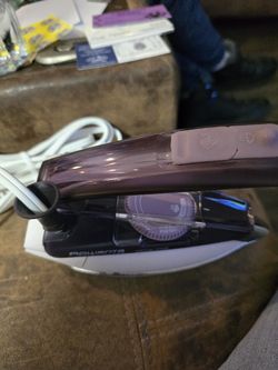Rowenta Travel Iron, Pro Compact Stainless Steel Soleplate Hand Held Steamer Iron for Clothes, 200 Microsteam Holes, 1000 Watts Ironing, Steamer