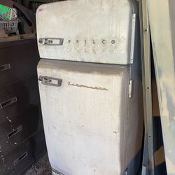 Vintage Philco Refrigerator 